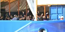La destra e la contraddizione con i migranti: prometteva di fermare l&rsquo;immigrazione ma ha firmato il decreto flussi pi&ugrave; grande