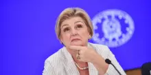 Calderone e il record dell&rsquo;occupazione: &ldquo;Con le nostre riforme cresce il lavoro. Stipendi bassi? Nel 2025 le retribuzioni contrattuali sono cresciute del 3,1% contro un&rsquo;inflazione dell&rsquo;1,6%&rdquo;