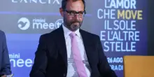 Intervista a Stefano Patuanelli: &ldquo;Lo Stato torni a indicare dove vuole portare il Paese&rdquo;