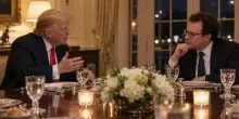 Il freno all&rsquo;IA si decide a cena, Trump contro Amodei sfida i big: &ldquo;Non rallento o vince la Cina&rdquo;