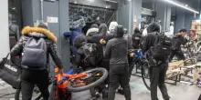 Manifestare &egrave; un diritto, devastare no