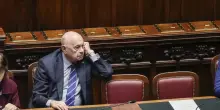 Abuso d&rsquo;ufficio, Bruxelles non impone il ritorno: la partita si giocher&agrave; alle elezioni del 2027