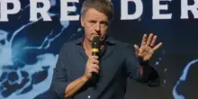 Renzi era diretto a Itaca ma finisce a Kaliningrad