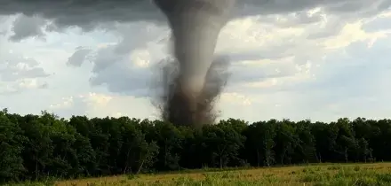 Clima, Save the Children lancia l’allarme: “Ogni giorno 136mila bambini colpiti da disastri climatici”