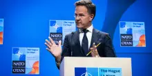 Vertice Nato, Rutte anticipa l’agenda: riarmo totale in chiave anti-Russia, Ucraina nell’Alleanza, spese pazze per la difesa. E sul bombardamento Usa dell’Iran dice: “Non è contrario al diritto internazionale”