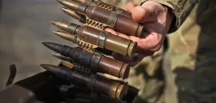 La corsa agli armamenti non ha fine: a livello globale superati i 2.800 miliardi di dollari in armi, in crescita del 2,7% rispetto all&rsquo;anno precedente