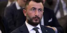 Ubriaco al volante, si ribalta col suv Emanuele Pozzolo, l&rsquo;ex FdI dello sparo di Capodanno, ora deputato di spicco di Vannacci. &ldquo;Tutta colpa dell&rsquo;acquaplaning&rdquo; dice