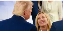 Trump umilia Meloni, ma l&rsquo;Italia gli regala nuove promesse per il riarmo
