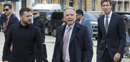 Ucraina, gli Usa cantano vittoria dopo la vista lampo di Witkoff e Kushner a Mosca e Kiev. Zelensky: &ldquo;Stiamo trattando una de-escalation in inverno&rdquo;