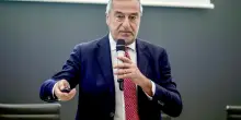 Sanit&agrave; malata, la diagnosi di Gimbe: 5,8 milioni di italiani hanno gi&agrave; rinunciato a curarsi. Intanto le famiglie pagano 42 miliardi per il privato