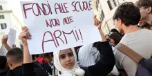 No Meloni Day, gli studenti invadono le piazze mentre i tir bloccano il Sud. Ma dal governo l&rsquo;unica risposta &egrave; la condanna