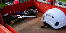 Strage sul lavoro in Italia, due morti in poche ore: vittime un giovane di 23 anni nel chietino e un operaio 61enne a Cagliari