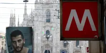 &laquo;Pensavo di morire. Non respiravo&raquo;: il racconto della ragazza sfregiata nella metro di Milano