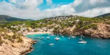 Ibiza e Formentera: le isole Baleari incantano tra novit&agrave; e anima boh&eacute;mien