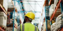 E c&rsquo;&egrave; chi fa il tifo per riempirci di immigrati