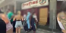 Spin Time, dopo il rogo scatta lo stop: forze dell&rsquo;ordine presidiano l&rsquo;area