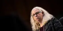 Svelato il business dei baby trans. &laquo;Creano pazienti perpetui per soldi&raquo;