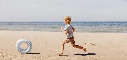 Occorre una legge per introdurre il reato di apologia della pedofilia