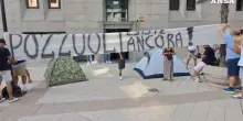 Campi Flegrei, protesta con tende davanti al Consiglio regionale della Campania