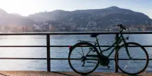 Prima fanno le ciclabili  e poi bandiscono i ciclisti