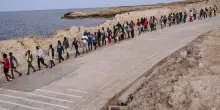 Le Ong ora ci portano i minorenni che non possiamo rimpatriare
