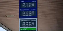 Benzina e diesel ancora in rialzo. Ecco tre scenari sui prezzi futuri