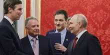 Witkoff celebra la missione diplomatica. Gli 007 ucraini: &laquo;La Russia pu&ograve; combattere fino al 2028&raquo;