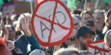 Riparte la litania dell&rsquo;&laquo;emergenza&raquo;. E la soluzione &egrave; sempre la censura
