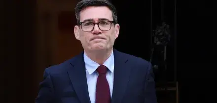 Scozia, Galles e Ulster contro Londra. E pure il Canada adesso soffre la Corona