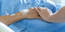 Osteggiano i suicidi, tifano eutanasia