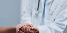 Per i medici non era idoneo al Cpr. Senegalese esce e molesta 7 donne
