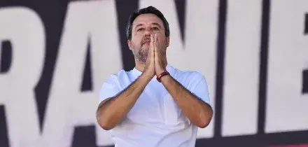 Salvini va alla conta al congresso della Lega: &laquo;Aspetto che si candidi qualcuno&hellip;&raquo;