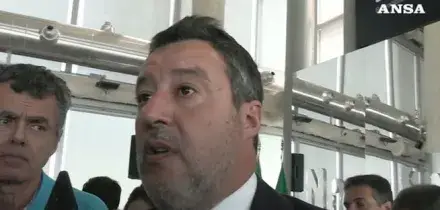 Salvini: &laquo;Dispiace per Roggero, a Pontida un gazebo per le spese legali&raquo;
