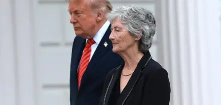 &laquo;Unire l&rsquo;Irlanda&raquo;. Trump vola a Dublino e crea un&rsquo;altra grana agli &laquo;amici&raquo; inglesi