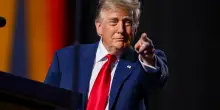 Trump lancia il referendum su di s&eacute;: &laquo;Se vinco io, 5.000 dollari a tutti&raquo;