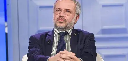 &laquo;Basta cessioni di sovranit&agrave; all&rsquo;Ue&raquo;. Borghi: &laquo;I Parlamenti non si scavalcano&raquo;