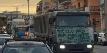 Caro carburante, al Sud camion fermi. L&rsquo;Ue mette il carico: l&rsquo;inverno sar&agrave; duro
