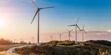 L&rsquo;energia verde in Spagna &egrave; favola, l&rsquo;Irpinia sfregiata dalle pale &egrave; realt&agrave;