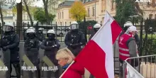 Polonia, proteste davanti alla Corte costituzionale: &laquo;&Egrave; colpo di Stato&raquo;