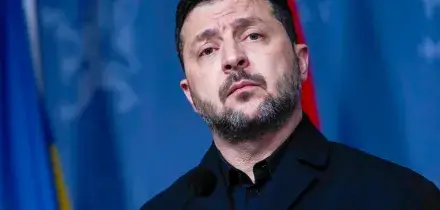 Zelensky: &laquo;No pace senza Kiev al tavolo&raquo;. Oggi Witkoff prova a convincere i russi