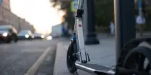 Quanto costa ricaricare un monopattino elettrico e quanto consuma