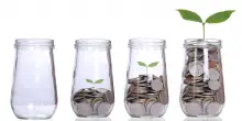 Quanto rende investire &euro;100 al mese a maggio 2026?