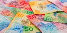 La Svizzera cambia banconote, ecco come saranno