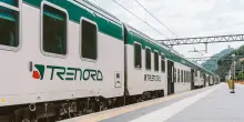 Trenord cerca nuovi capitreno con diploma o laurea. Requisiti, scadenza e come candidarsi