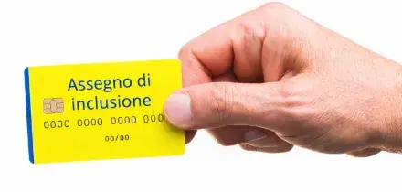 Assegno d'inclusione, ad aprile slitta il pagamento