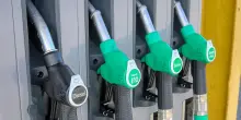 Allarme prezzi benzina e diesel. Ecco cosa pu&ograve; davvero succedere