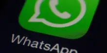 WhatsApp cambia look. Si potr&agrave; scegliere tra 49 colori