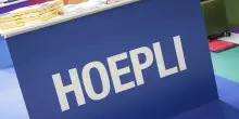 Hoepli rifiuta l'offerta di questo gruppo e vende l'editoria scolastica a Mondadori