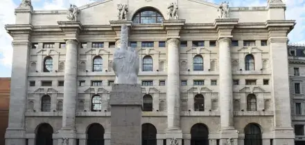 Borsa Italiana bastonata dai dividendi. Le societ&agrave; che staccano le cedole oggi