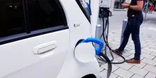 Il mito pi&ugrave; diffuso sulle auto elettriche &egrave; stato appena sfatato